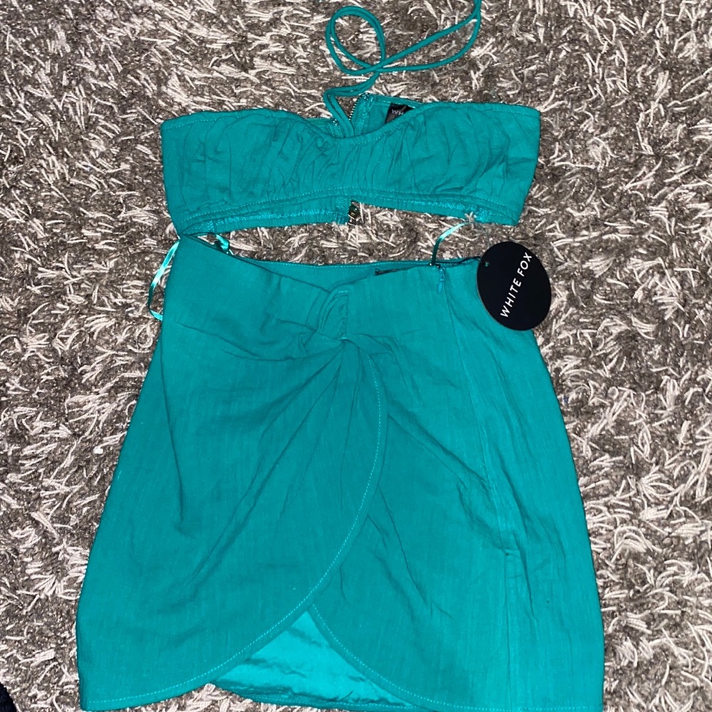 White fox boutique set